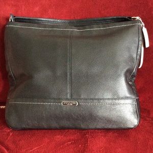 “NEW” Coach Park Hobo Black Leather